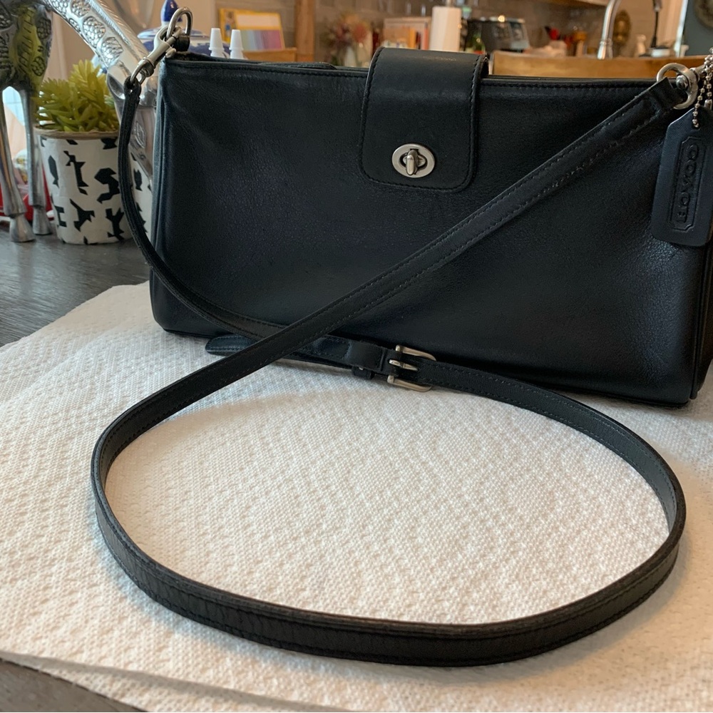 Excellent Condition Coach 9818 crossbody